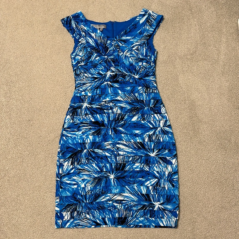 Maggy London for Melanie Lyne Tiered Strech V-Neck Sleeveless Blue Dress